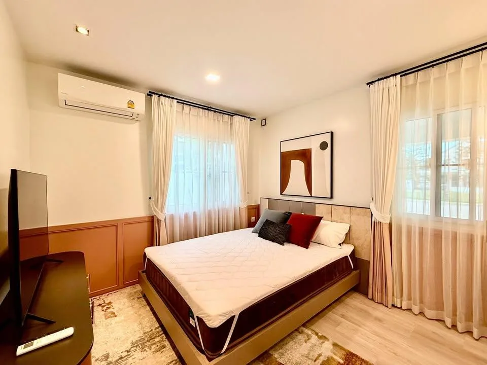 Property photos for Villaggio Srinakarin-bangna