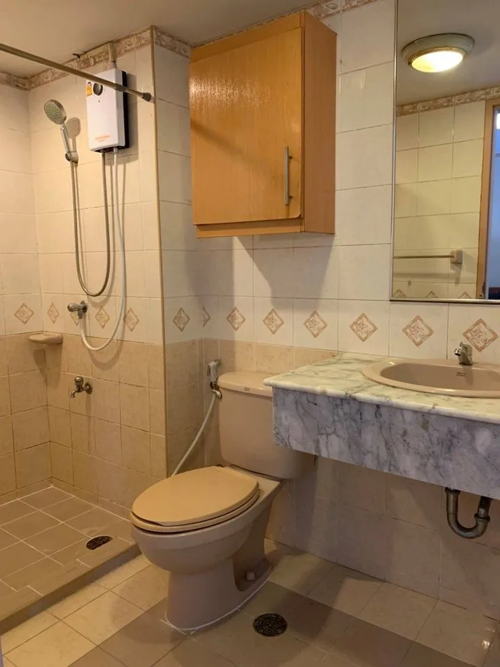 Property photos for Lumpini Place Sathorn