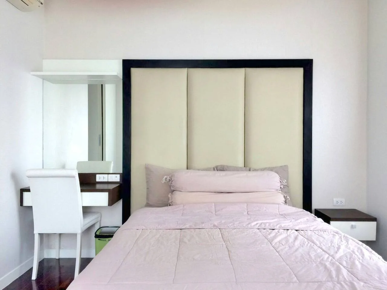 Property photos for Circle Condominium