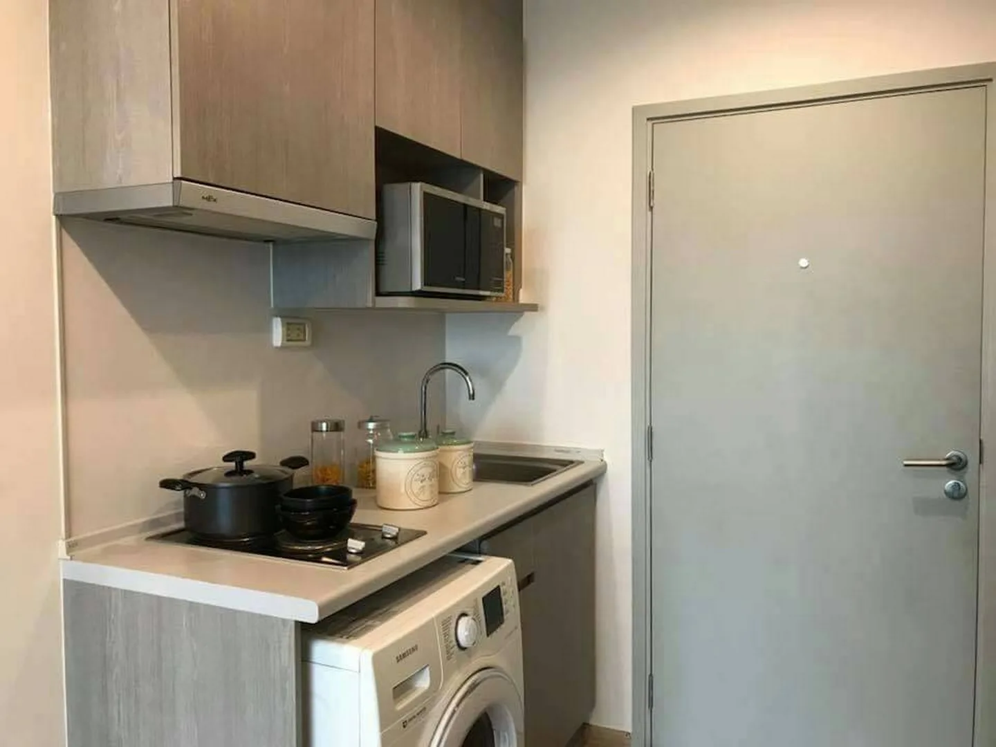 Property photos for Ideo Sathorn - Thaphra