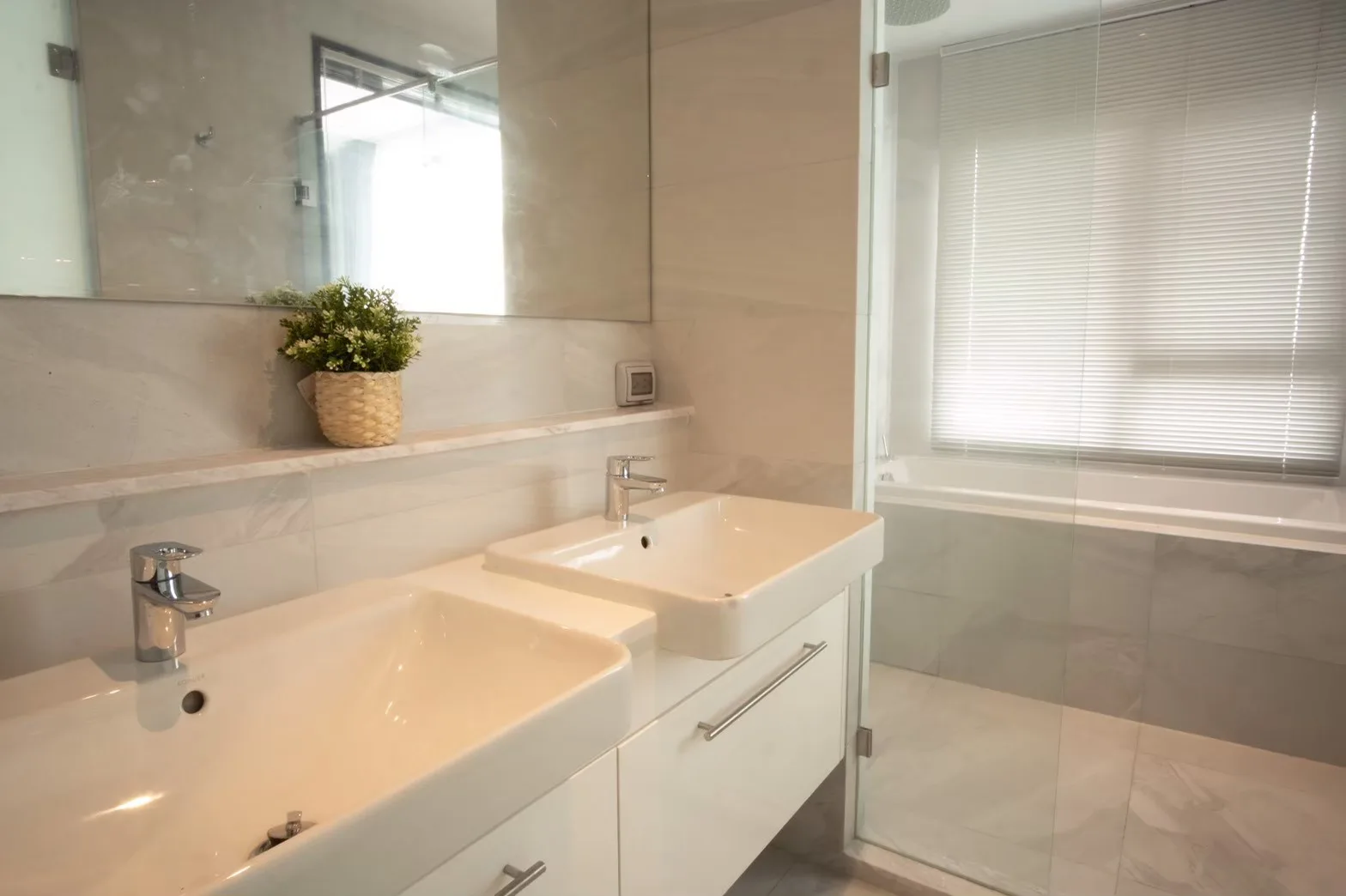 Property photos for Rhythm Ekkamai