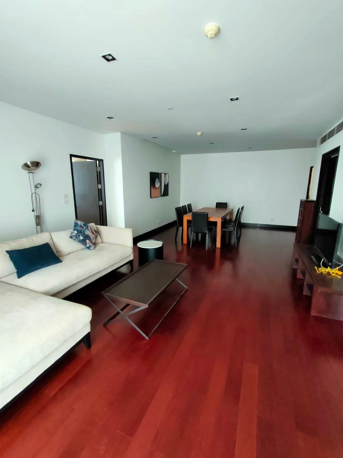 Property photos for The Park Chidlom