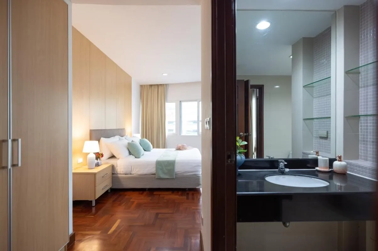 Property photos for The Grand Sethiwan Sukhumvit 24