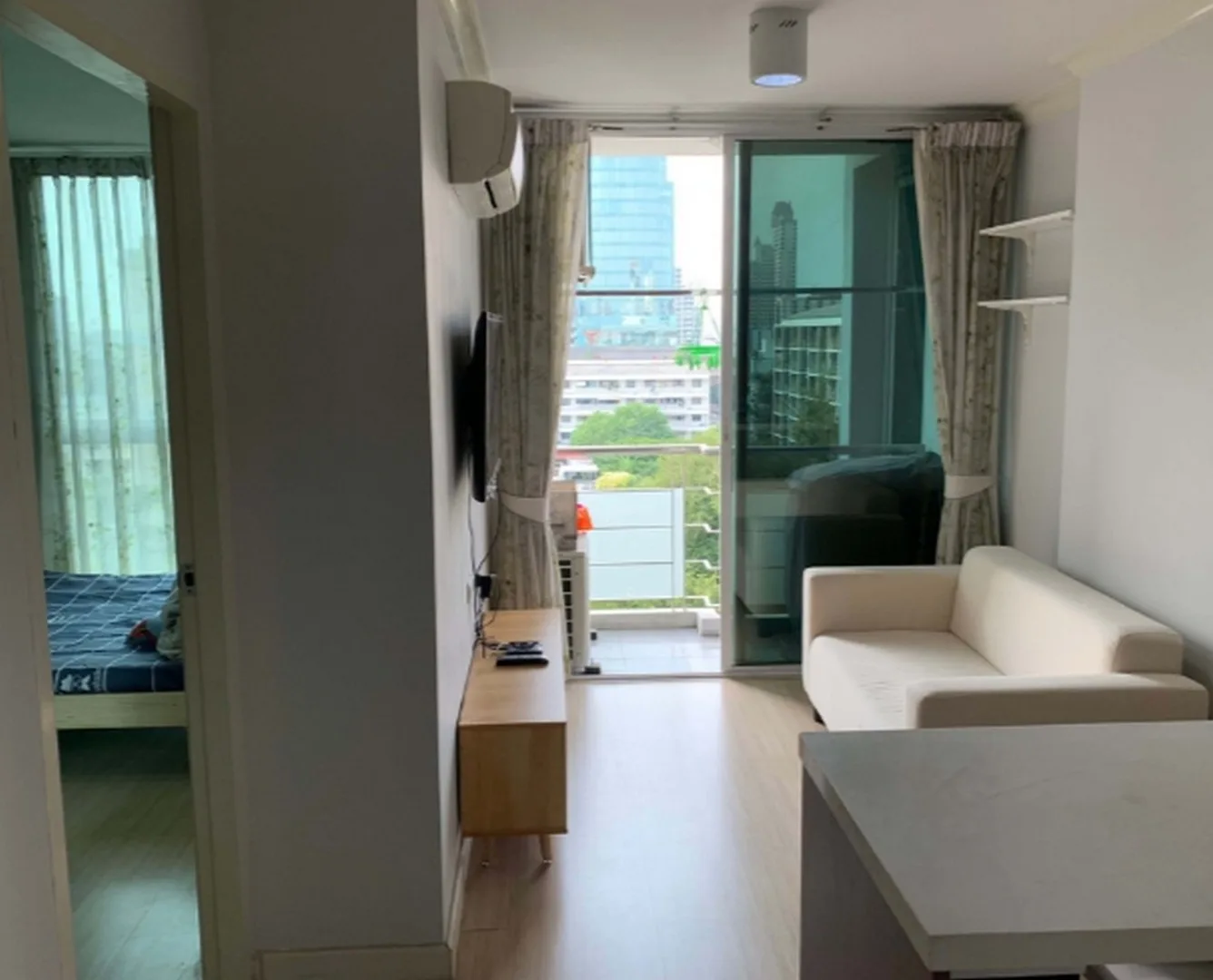 Property photos for Chateau In Town Phaholyothin 14