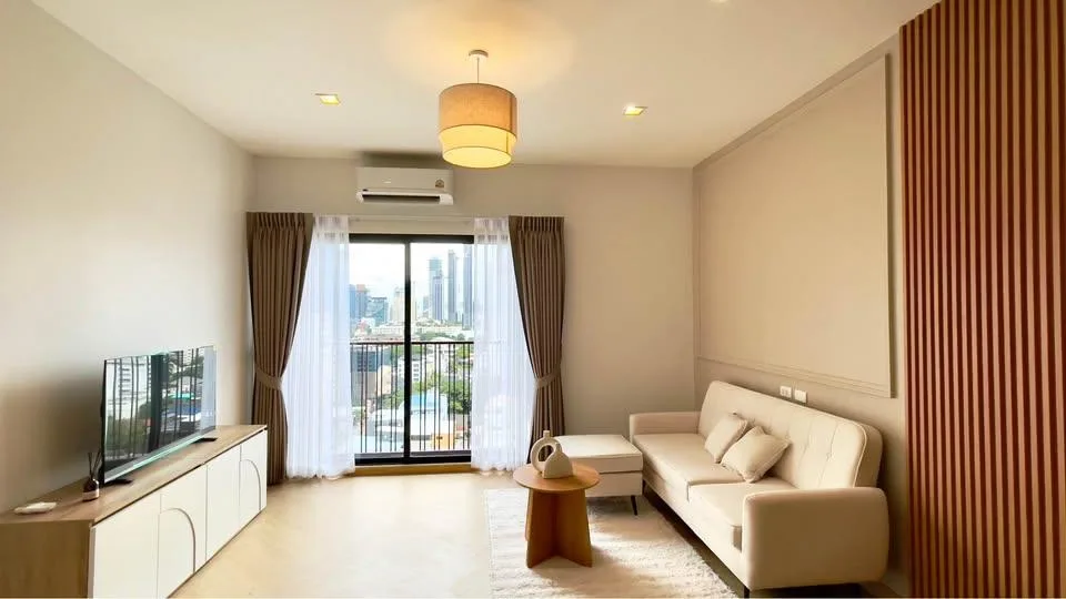 Property photos for Noble Reveal