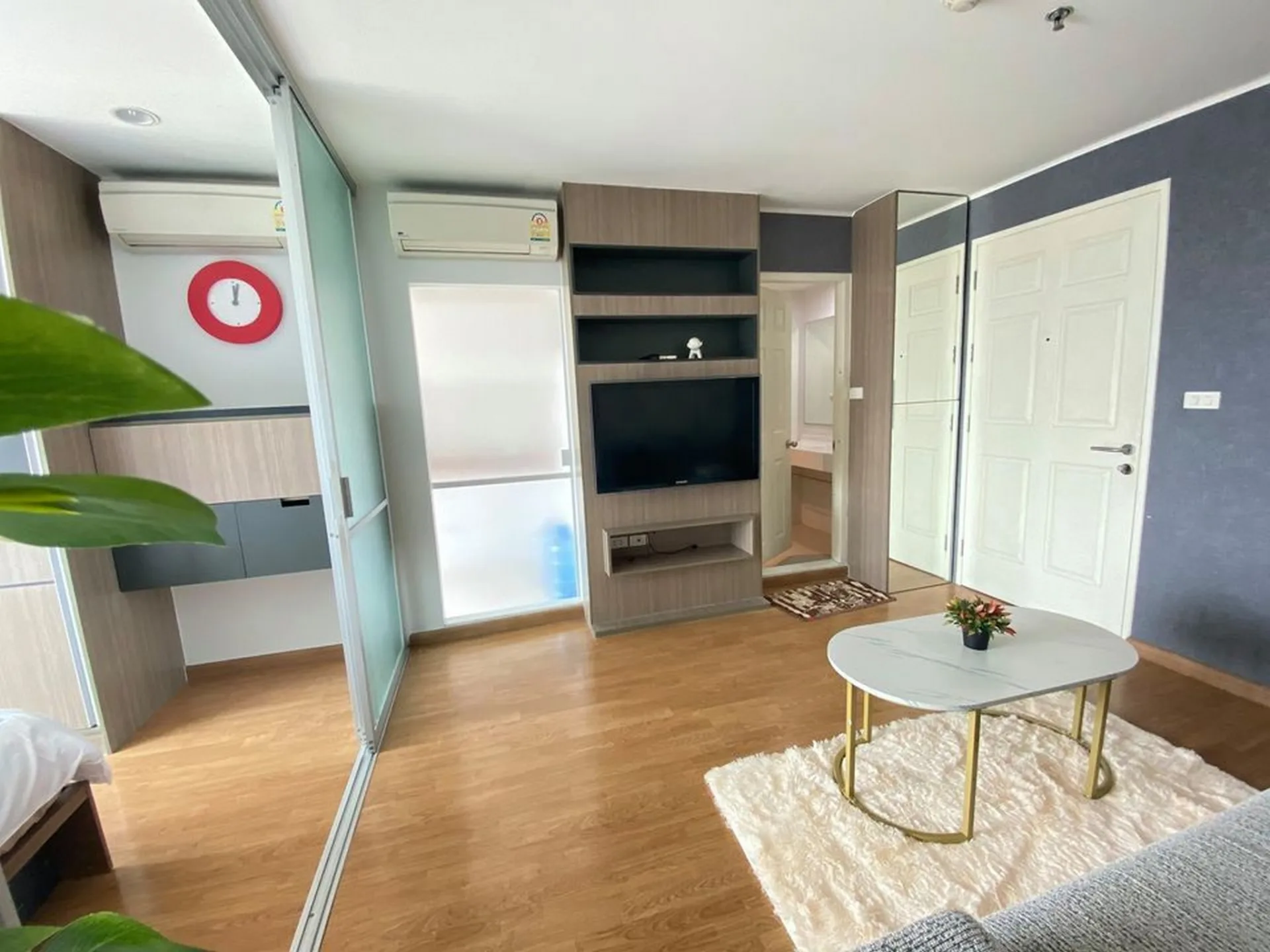 Property photos for U Delight @ Huay Kwang Station