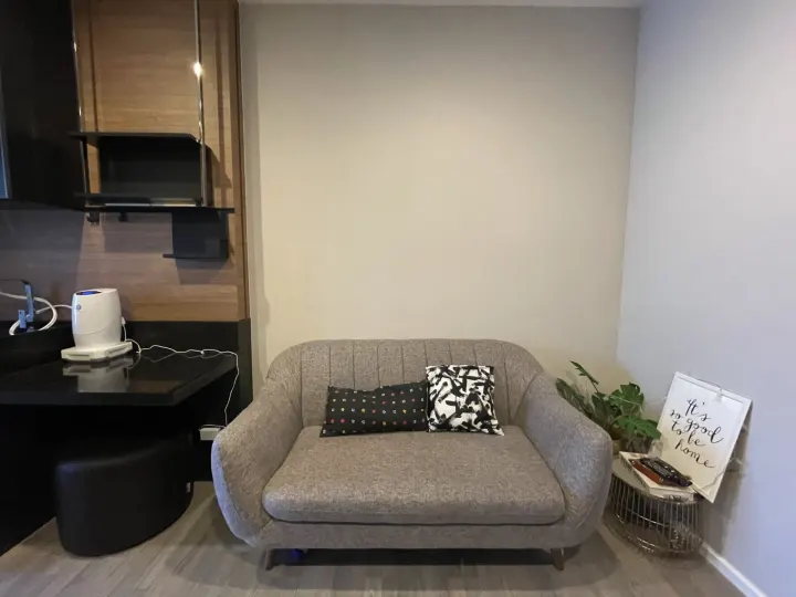 Property photos for The Room Sathorn - St.Louis