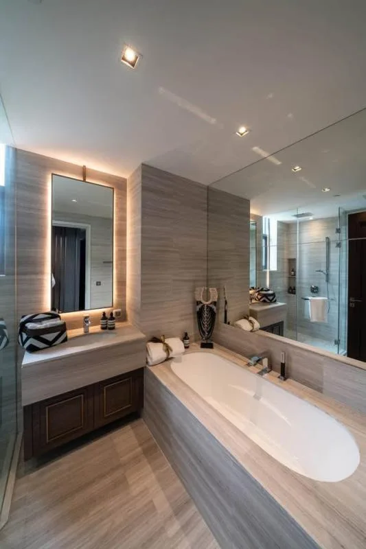 Property photos for The Diplomat 39