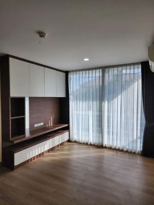 Property photos for Chateau In Town Phaholyothin 14 - 2