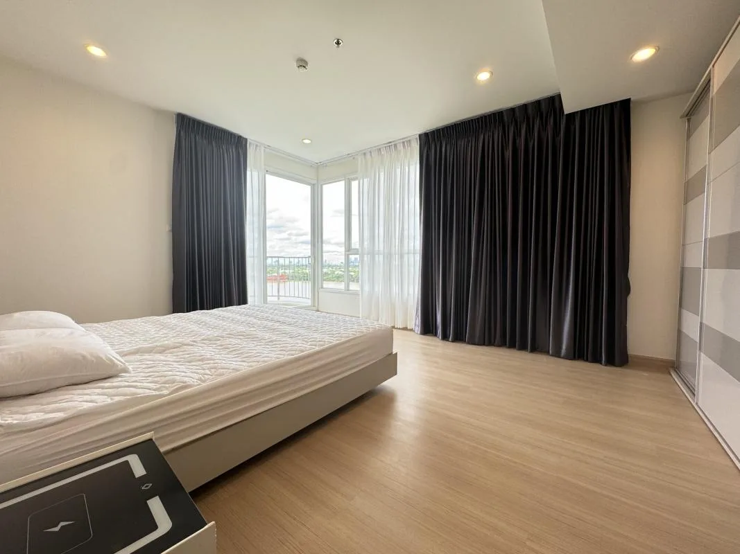 Property photos for Supalai Riva Grande