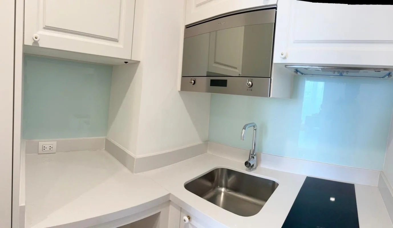 Property photos for Noble BE 33