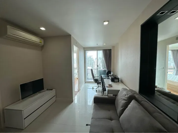 Property photos for Wish @ Siam