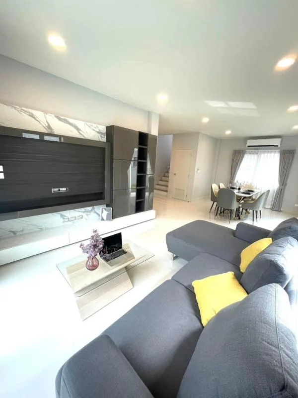 Property photos for Centro Bangna - Km.7