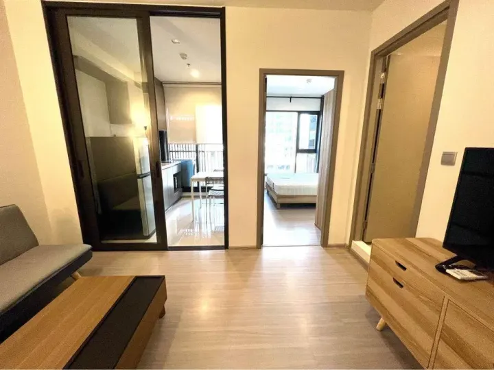 Property photos for Life Asoke Hype