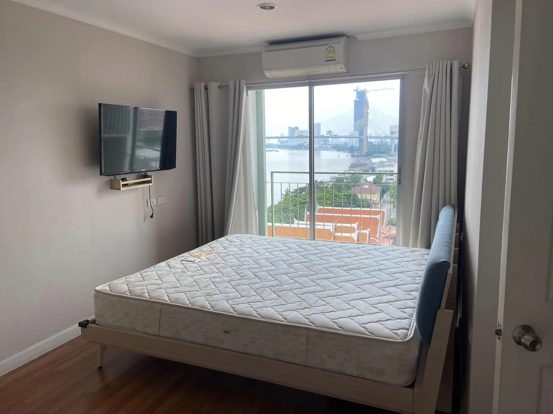 Property photos for Lumpini Park Riverside Rama 3