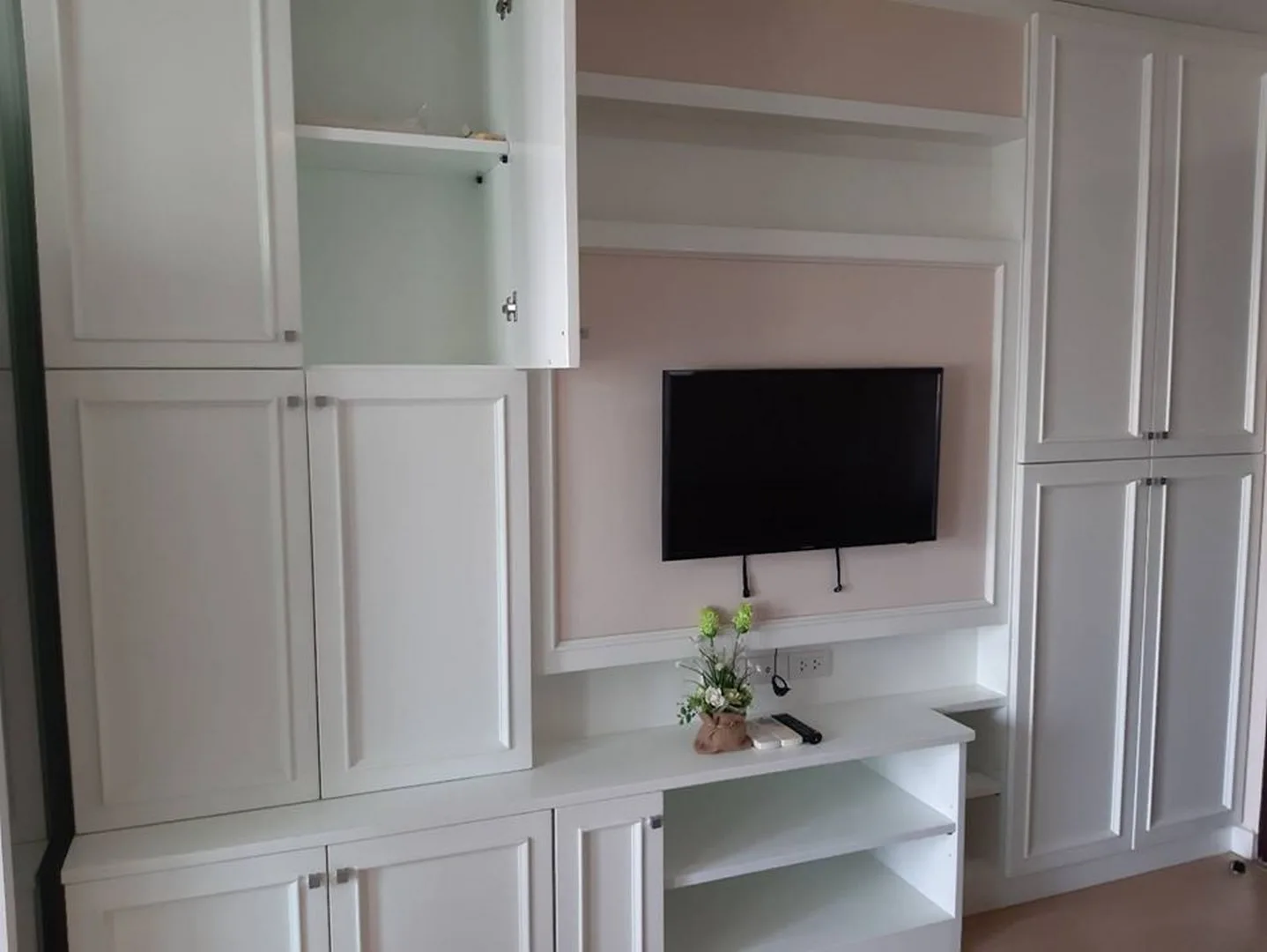 Property photos for Mayfair Place Sukhumvit 64