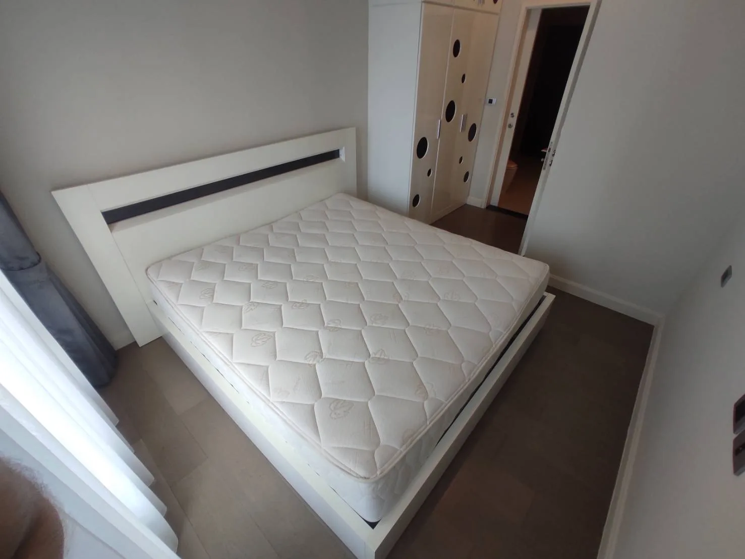 Property photos for The Crest Sukhumvit 34