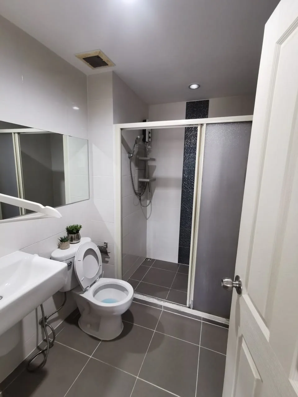 Property photos for Aspire Rama 9