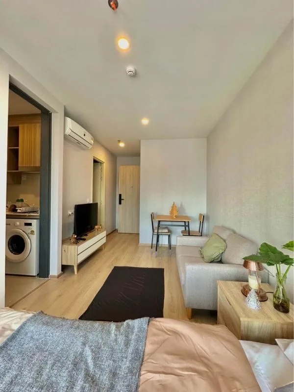 Property photos for Life Rama 4 - Asoke