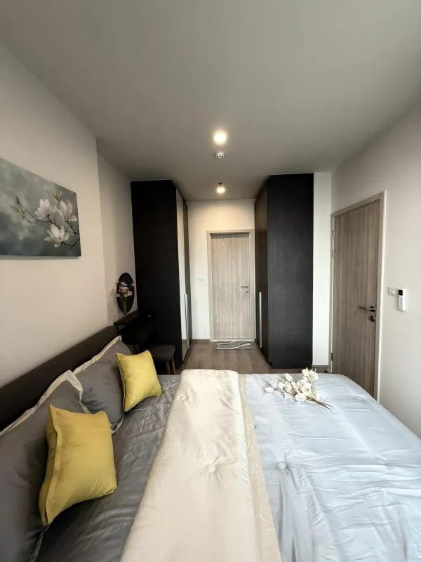 Property photos for Nue District R9