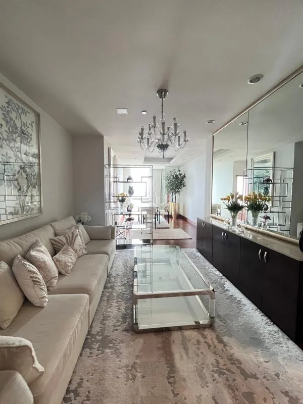 Property photos for Sky Villas Sathorn