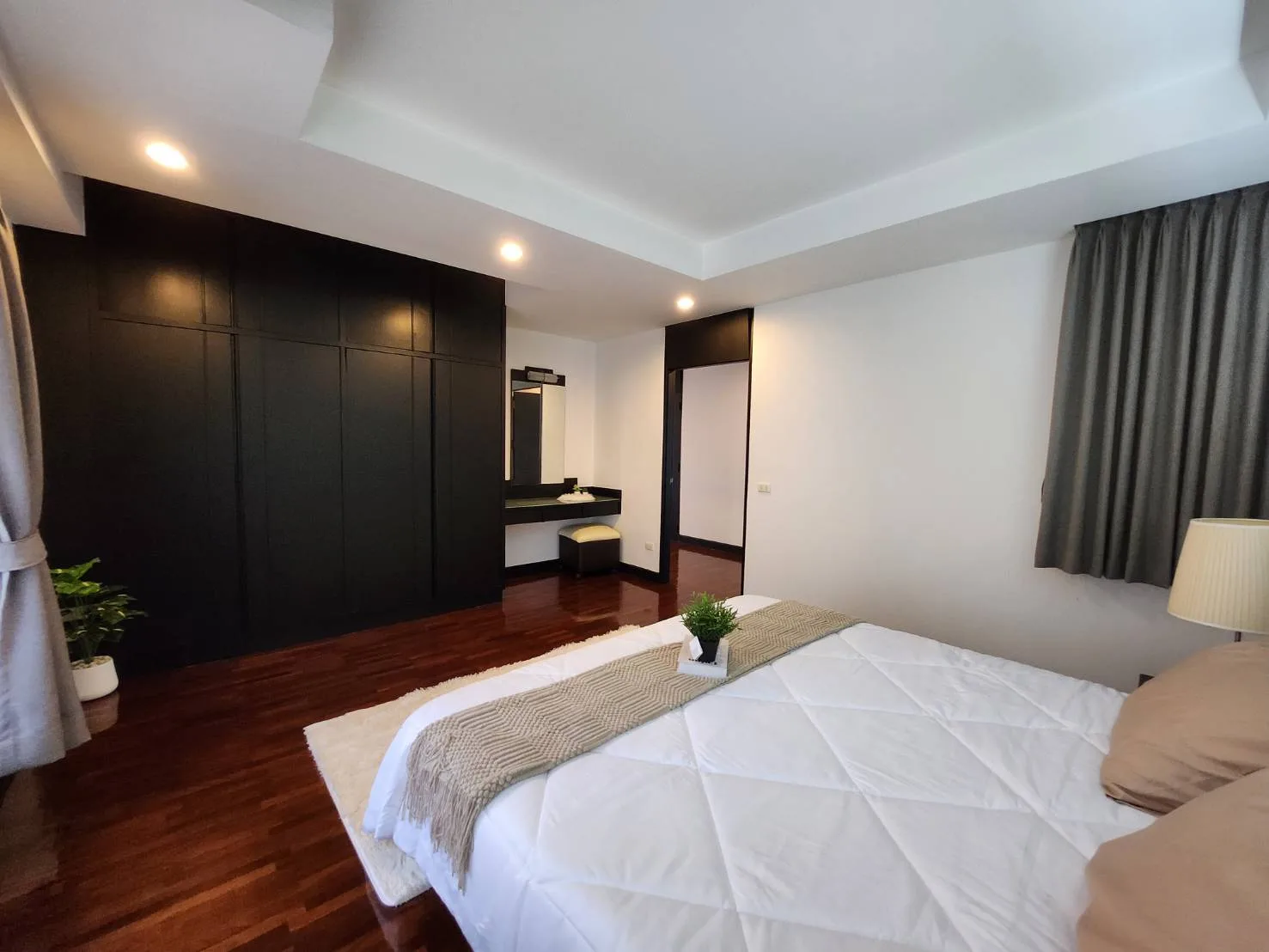 Property photos for Charktip Court