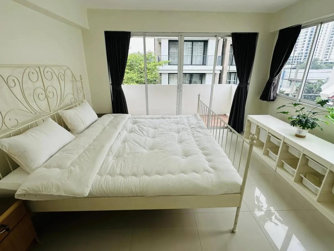 Property photos for Single House Suk. 31