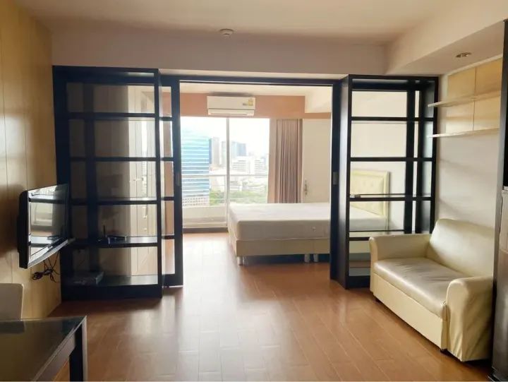 Property photos for Supalai Park Phaholyothin