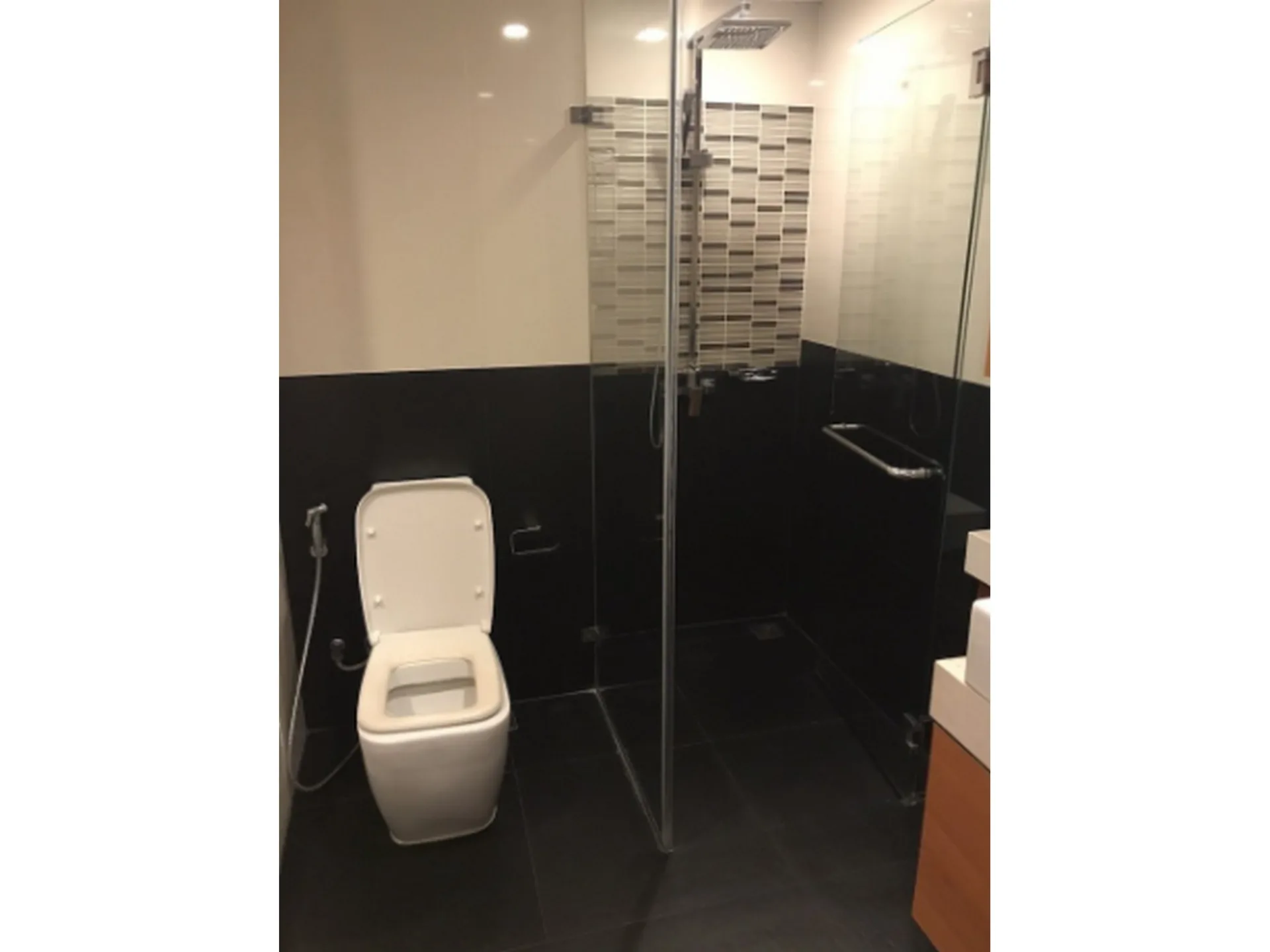 Property photos for Xvi - The Sixteenth Condominum