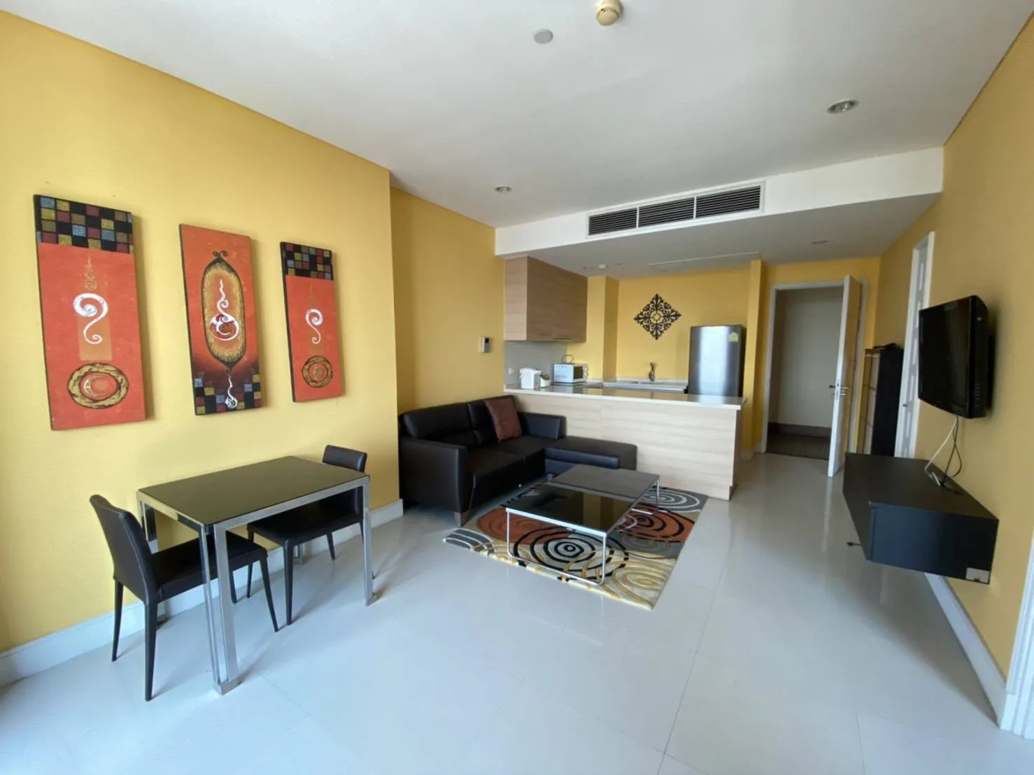 Property photos for Aguston Sukhumvit 22