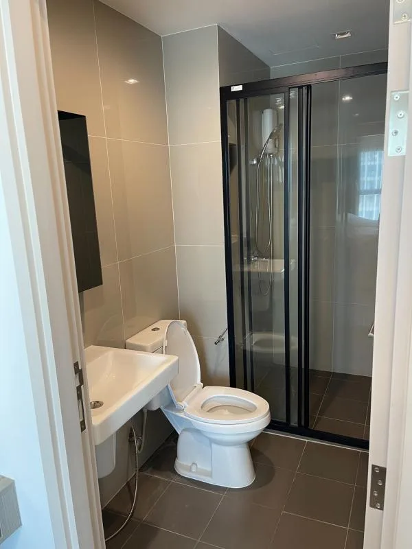 Property photos for The Base Phetchaburi-thonglor
