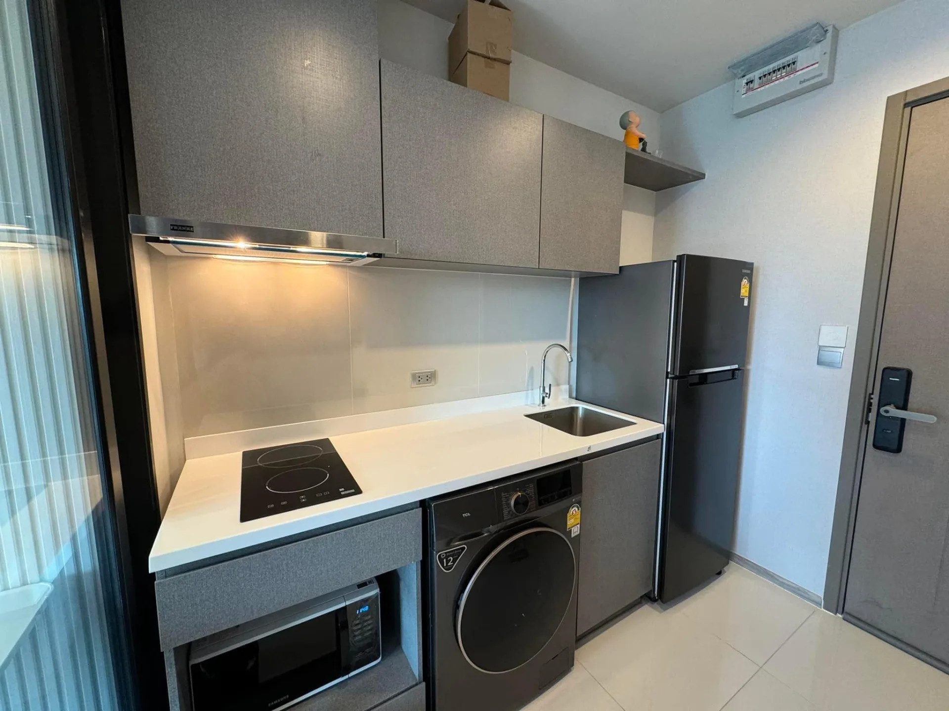 Property photos for Life Asoke Hype