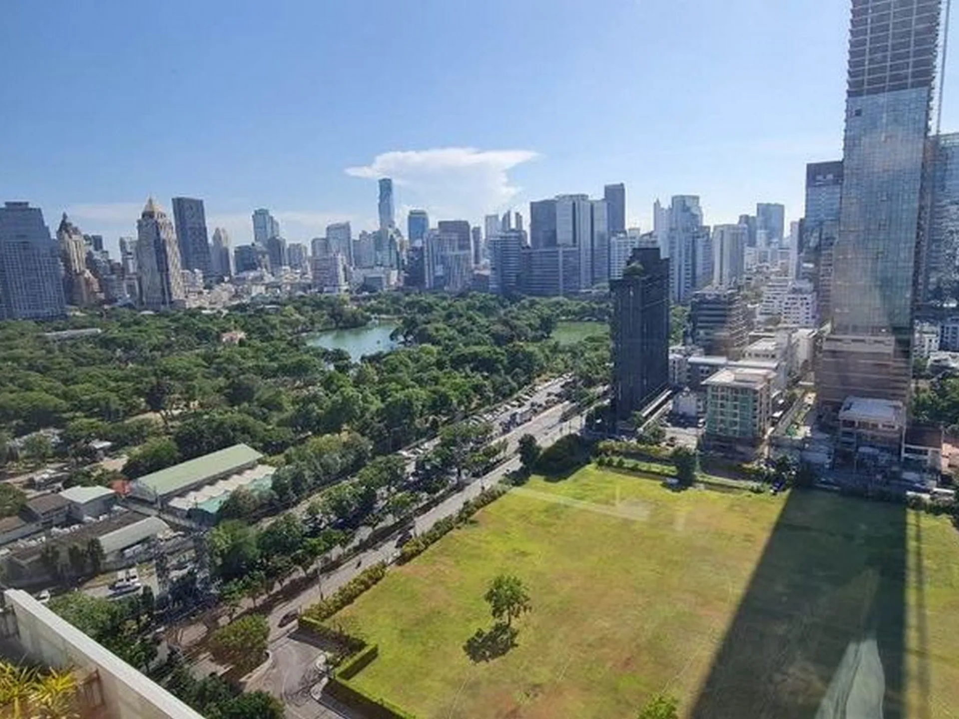 Property photos for Muniq Langsuan