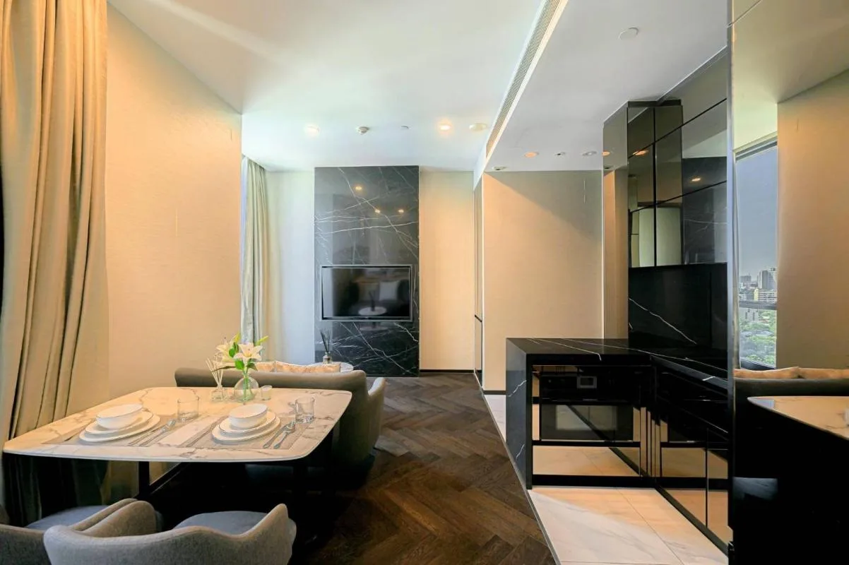 Property photos for The Esse Sukhumvit 36
