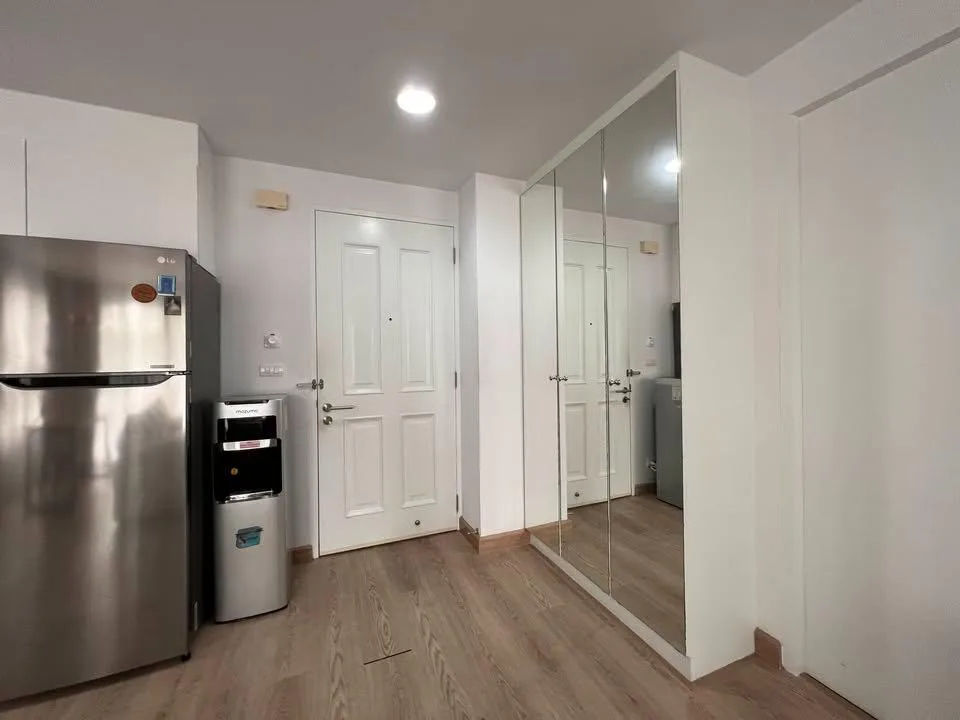 Property photos for The Clover Thonglor