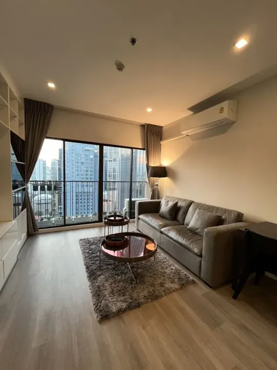 Property photos for Noble Refine