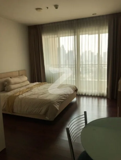 Property photos for Circle Condominium