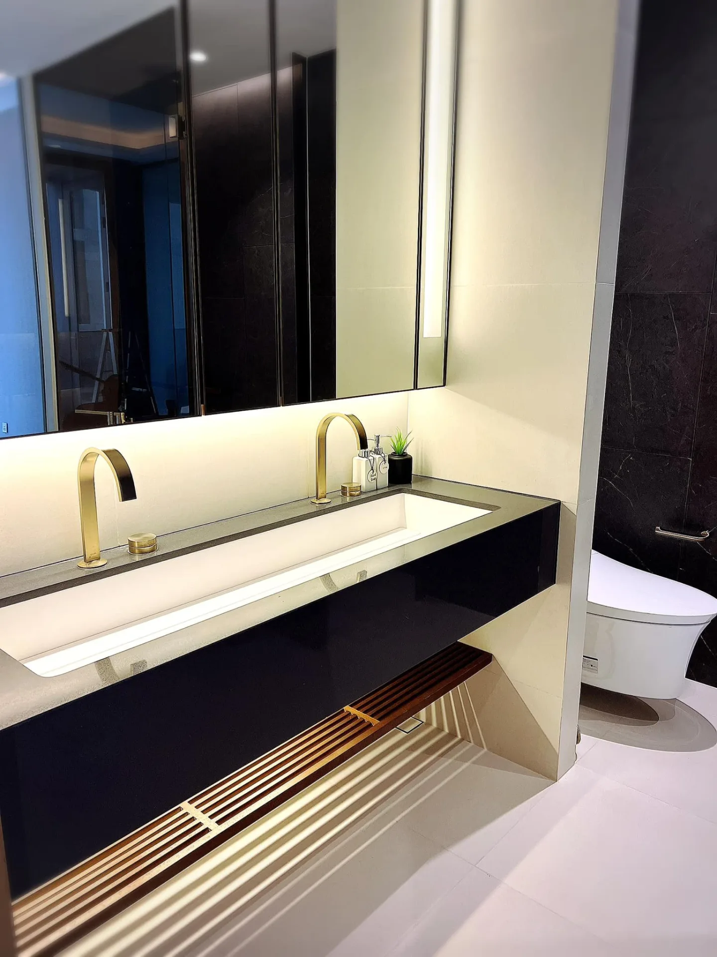 Property photos for The Estelle Phrom Phong