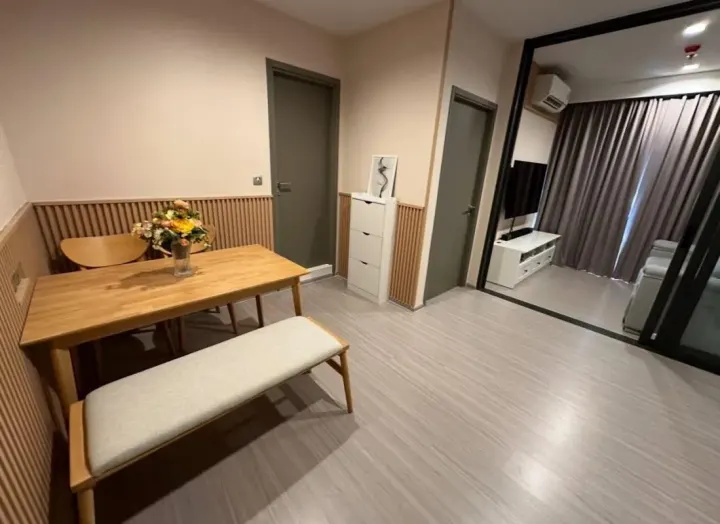 Property photos for Life Asoke Hype
