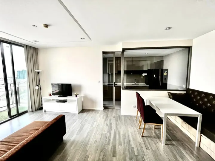 Property photos for 333 Riverside