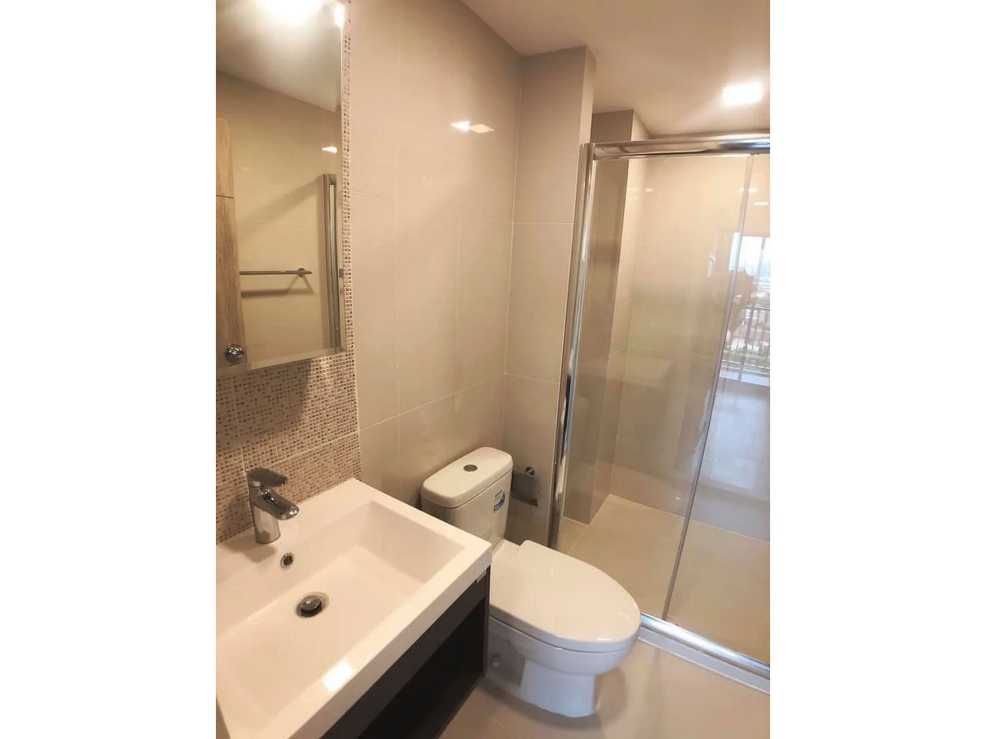 Property photos for Na Veera Phahol - Ari
