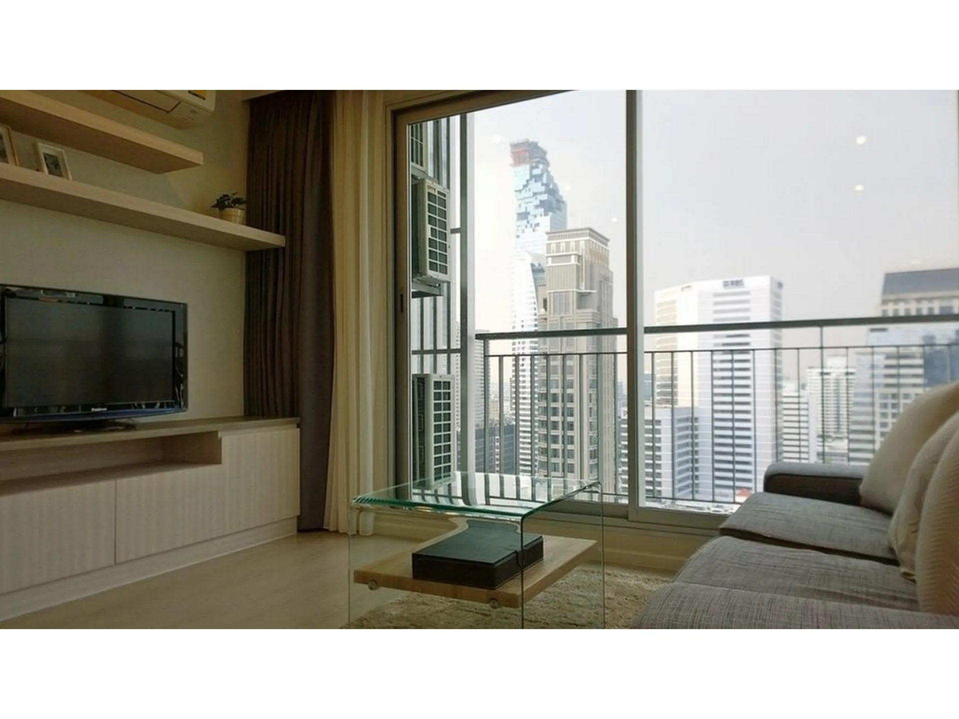 Property photos for Rhythm Sathorn - Narathiwas