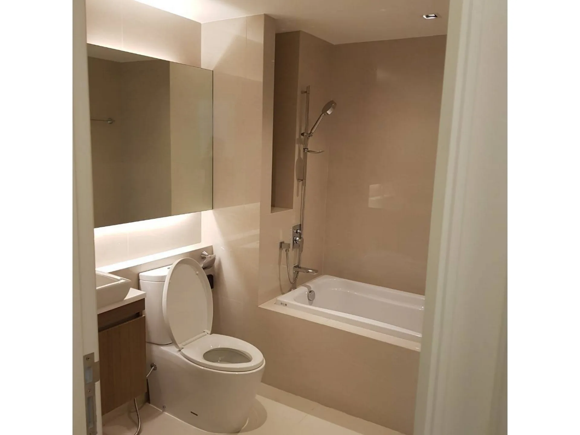 Property photos for Vtara Sukhumvit 36
