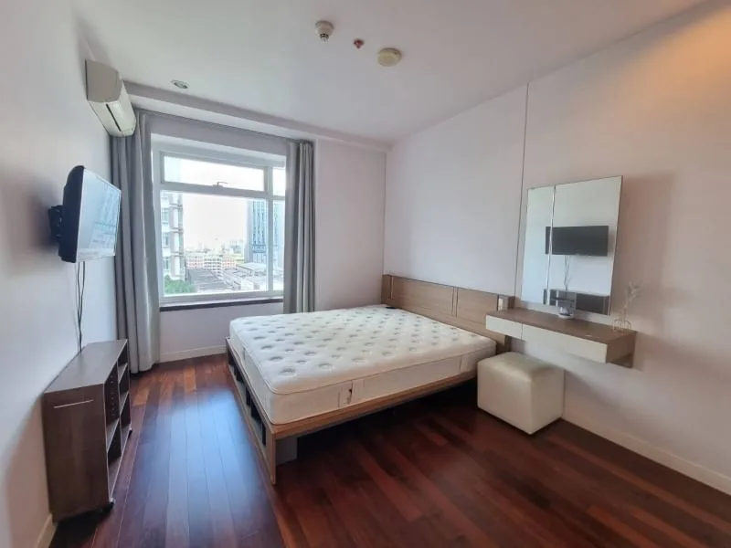 Property photos for Circle Condominium