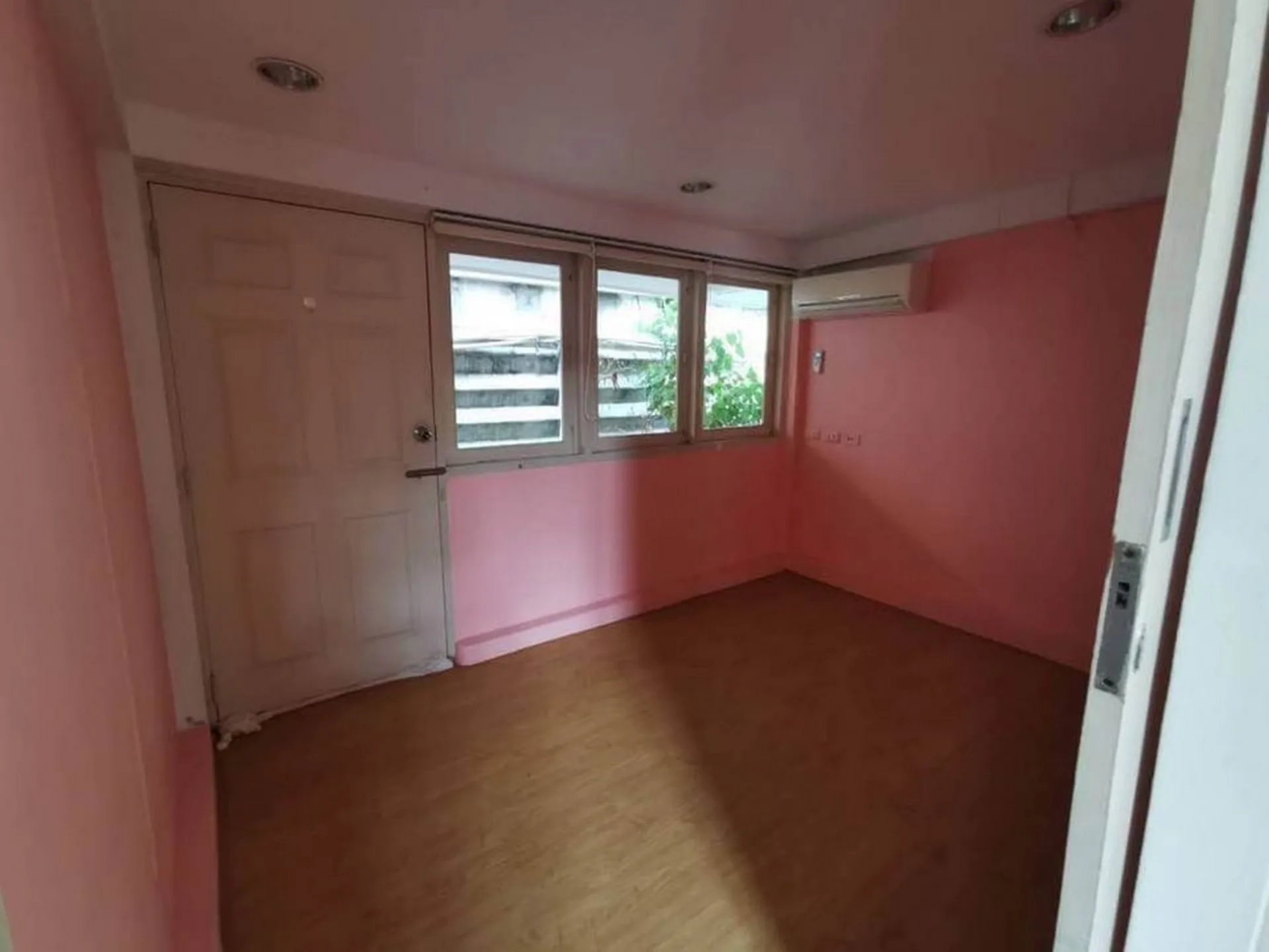Property photos for Single House Ekkamai 6