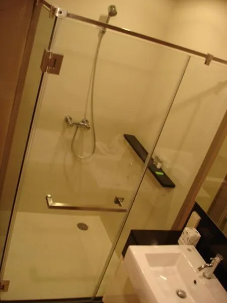Property photos for Siri On 8