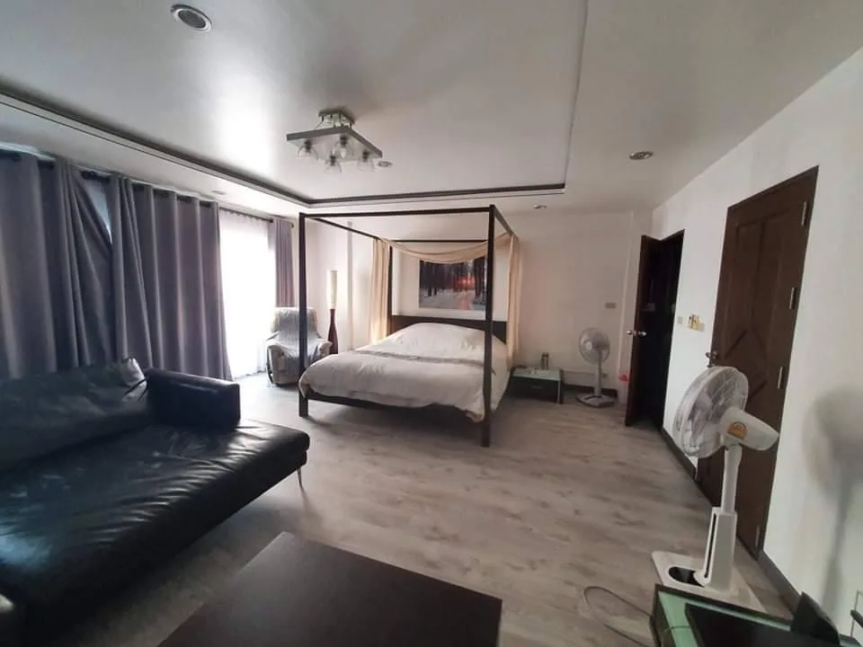 Property photos for Estahome Private Park