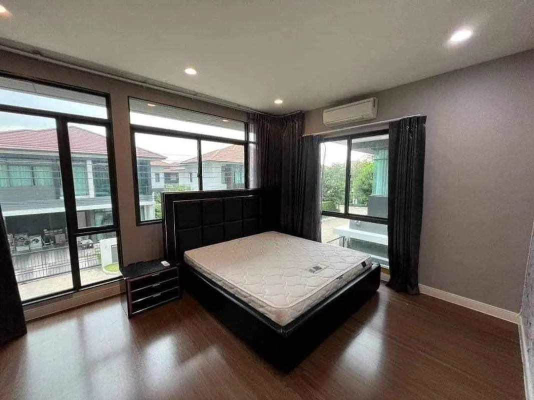 Property photos for Setthasiri Krungthep Kreetha 1