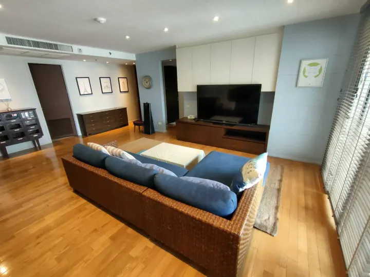 Property photos for The Legend Saladaeng