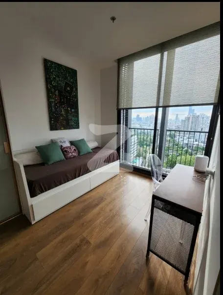 Property photos for Noble BE 33